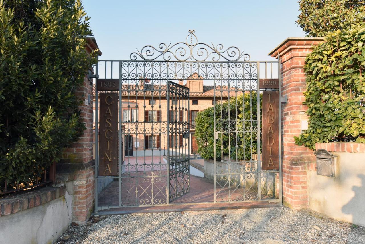 Bed and Breakfast Cascina La Badia Montegrosso dʼAsti Esterno foto