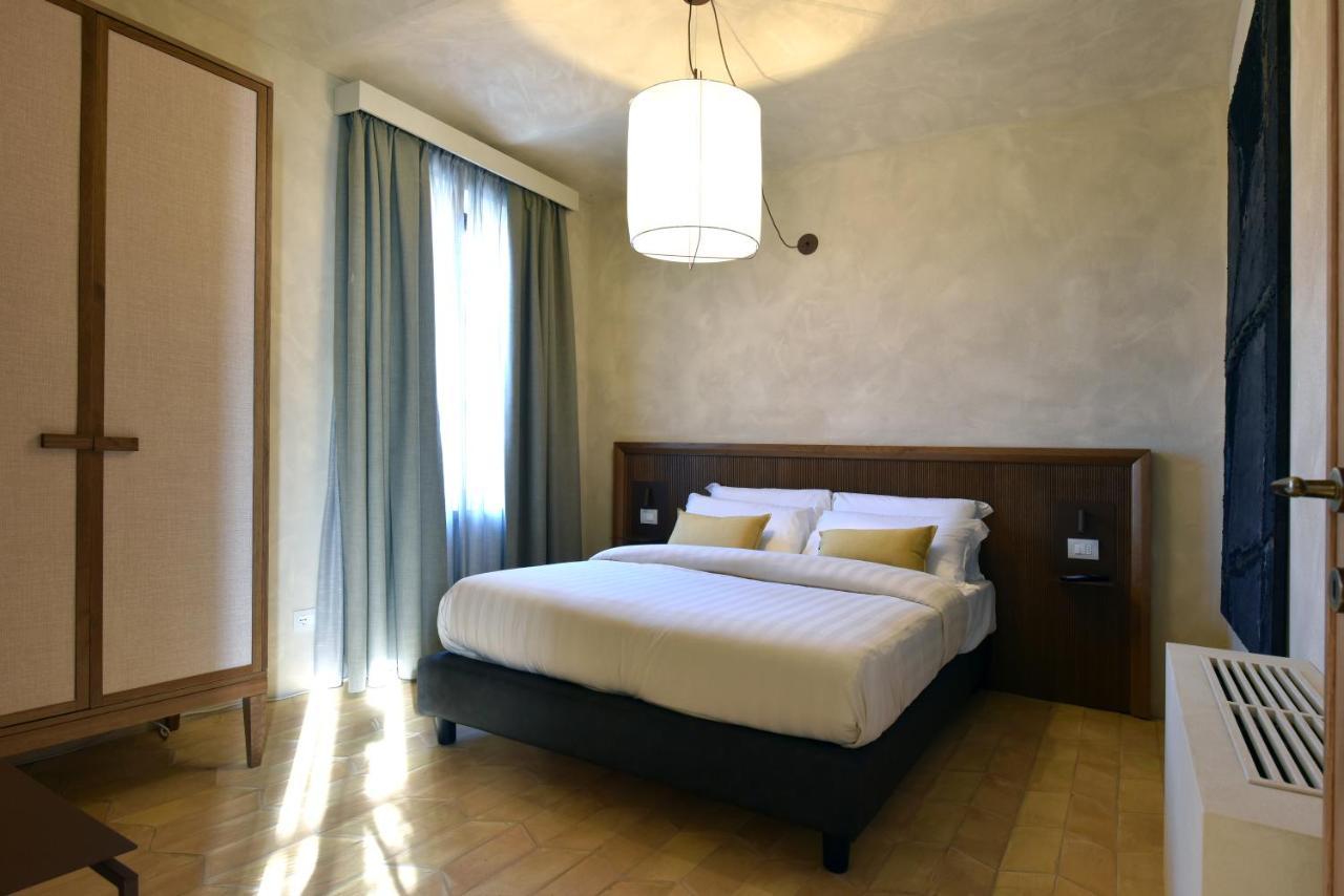 Bed and Breakfast Cascina La Badia Montegrosso dʼAsti Esterno foto
