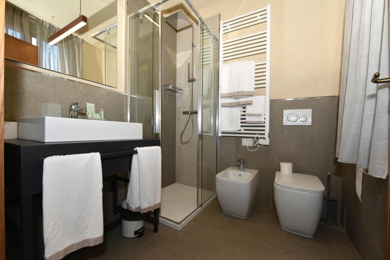 Bed and Breakfast Cascina La Badia Montegrosso dʼAsti Esterno foto